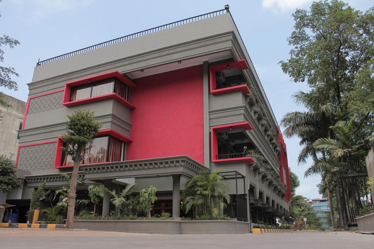 Hotel Oyo 222 M@Jayakarta Exteriér fotografie